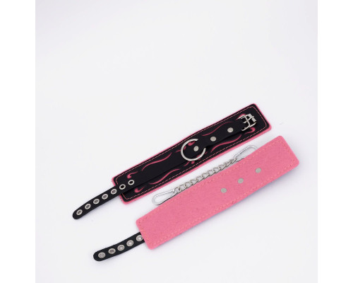Черно-розовые кожаные оковы с розовой строчкой