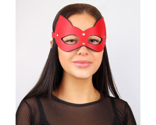Красно-черная игровая маска с ушками