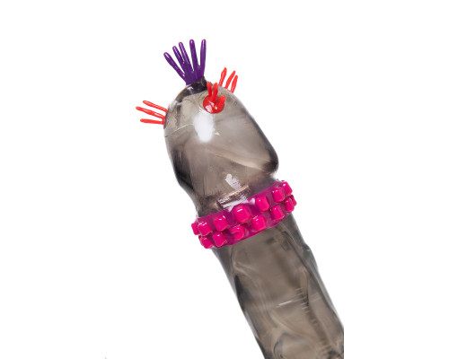 Черный стимулирующий презерватив «Реактивный трезубец» с ароматом шоколада - 1 шт.