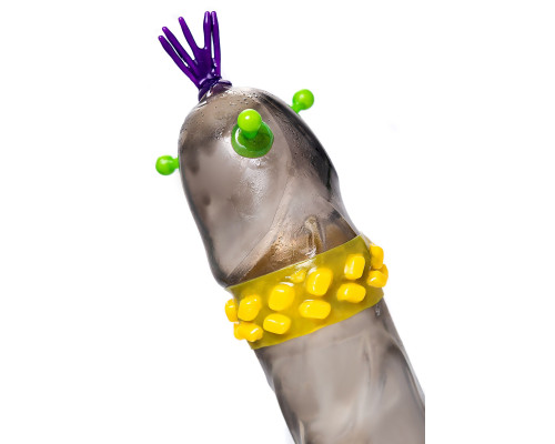 Черный стимулирующий презерватив «Хозяин тайги» с ароматом абрикоса - 1 шт.