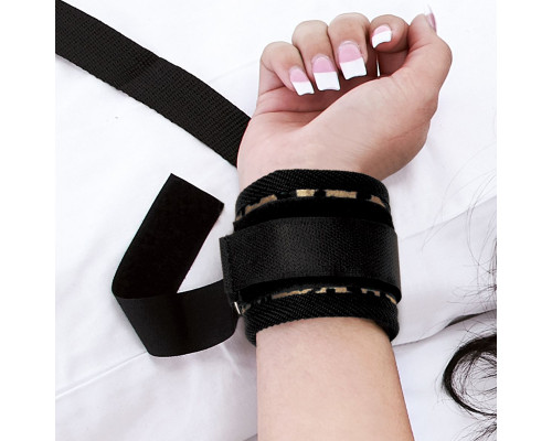 Леопардовая фиксация на матрас для рук и ног Classic Bedspreader