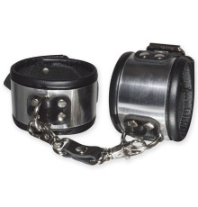 Эффектные серебристо-черные наручники с металлическим блеском