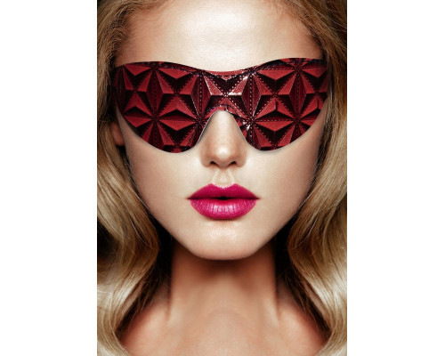 Красно-черная маска на глаза закрытого типа Luxury Eye Mask