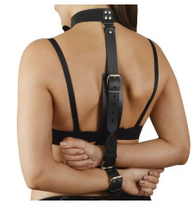 Черная кожаная фиксация рук за спиной  Новичок