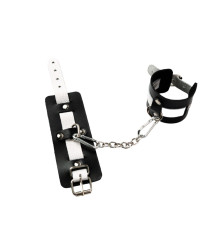 Черно-белые кожаные оковы