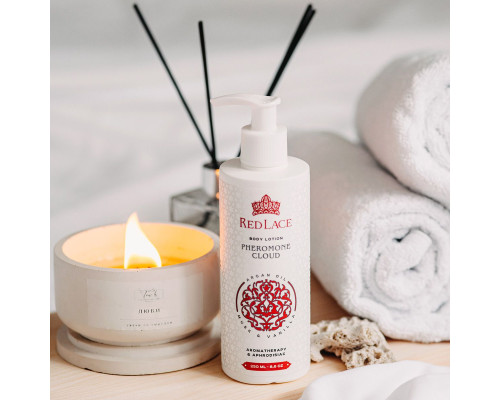 Лосьон для тела с феромонами Red Lace Pheromone Cloud - 250 мл.