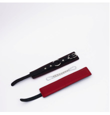 Черно-красные кожаные оковы