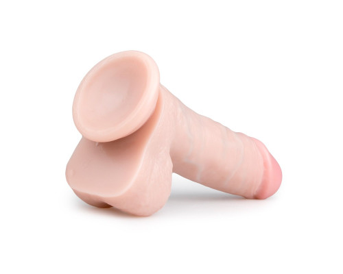 Телесный фаллоимитатор Realistic Dildo - 17,5 см.