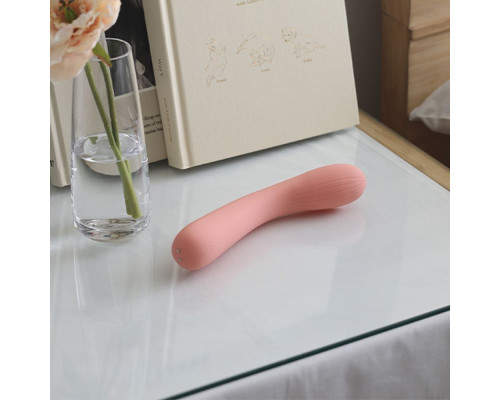 Розовый изогнутый вибратор Iroha Mai Toki - 17,4 см.