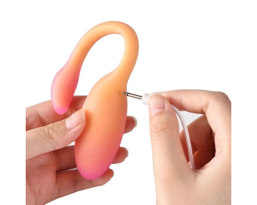 Оранжевый вибратор Flamingo Max
