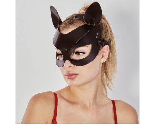 Коричневая кожаная маска  Кошечка