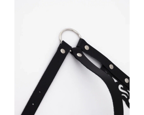 Черная резная портупея с клепками